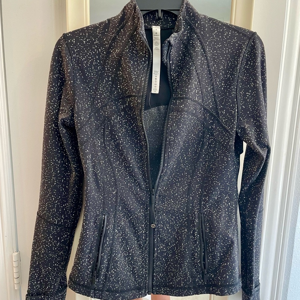 Lululemon Black Speckled Women's Define Nulu Jacket Size 6